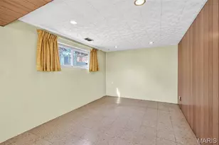 4701 Sunnyview Dr, Unincorporated, MO 63128 - Photo 20