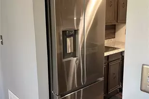 1057 Mersey Bend Dr, Saint Louis, MO 63129 - Photo 4