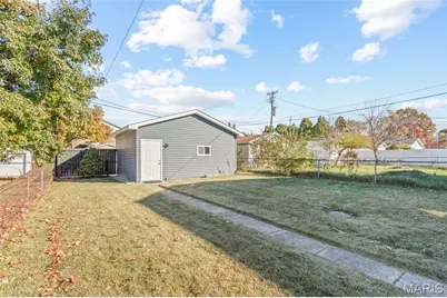 5533 Holly Hills Avenue, Saint Louis, MO 63109 - Photo 16