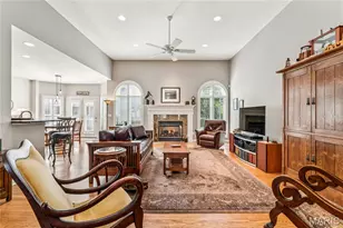 61 Picardy Hill Dr, Chesterfield, MO 63017 - Photo 16