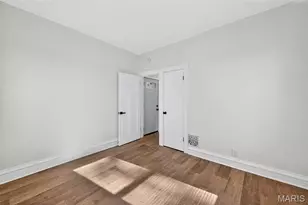 5803 S Kings Highway Blvd, Saint Louis, MO 63109 - Photo 16