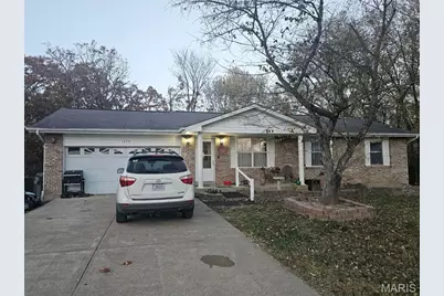 1678 Elizabeth Drive, Arnold, MO 63010 - Photo 2