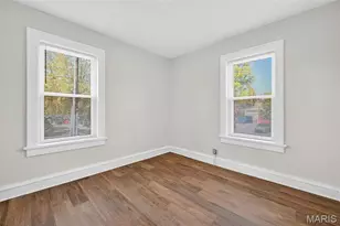 5803 S Kings Highway Blvd, Saint Louis, MO 63109 - Photo 14