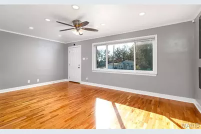 1542 Grant Road, Saint Louis, MO 63119 - Photo 2