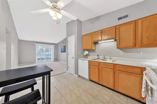 10 Berview Cir, Saint Louis, MO 63129 - Photo 10