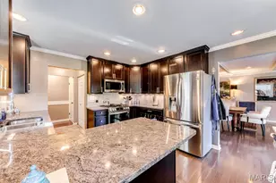584 Sunbridge Dr, Chesterfield, MO 63017 - Photo 12