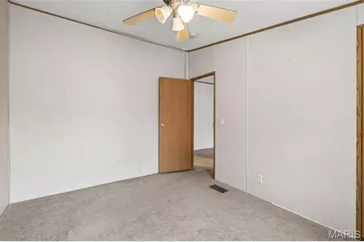 3933 Zell Circle, De Soto, MO 63020 - Photo 32