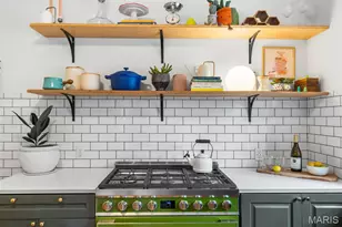 27 Ridgemoor Dr, Saint Louis, MO 63105 - Photo 20