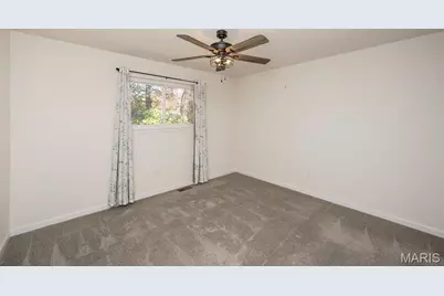 1304 Kew Gardens Drive, Florissant, MO 63031 - Photo 18