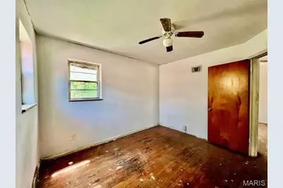 4418 Dryden Avenue, Saint Louis, MO 63115 - Photo 12