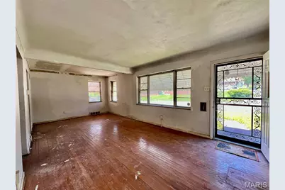 4418 Dryden Avenue, Saint Louis, MO 63115 - Photo 4