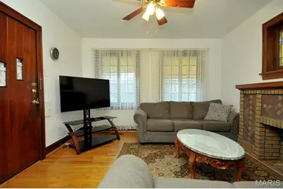 6414 West Court, Saint Louis, MO 63116 - Photo 4