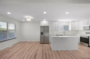 801 Haversham Dr, Saint Charles, MO 63304 - Photo 6