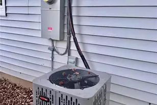 25 S Dellwood Ave, Dellwood, MO 63135 - Photo 24