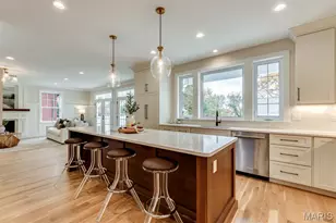 1041 N Bompart Ave, Webster Groves, MO 63119 - Photo 16