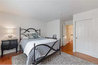 5314 N Kenrick Parke Drive, Saint Louis, MO 63119 - Photo 16