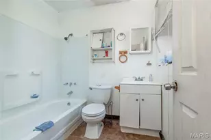 5892 Highland Ave, Saint Louis, MO 63112 - Photo 8