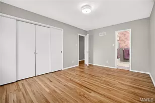 10067 Springwood Dr, Ladue, MO 63124 - Photo 18