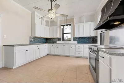 1011 Benton Street, Montgomery City, MO 63361 - Photo 8