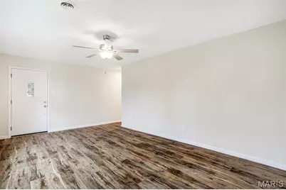 6904 Frostview Lane, Hazelwood, MO 63042 - Photo 6