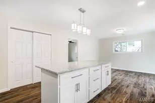 6904 Frostview Ln, Hazelwood, MO 63042 - Photo 10