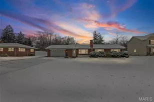 10617 Twilight Dr, Saint Louis, MO 63128 - Photo 46