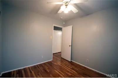 8827 Sumter Drive, Jennings, MO 63136 - Photo 16