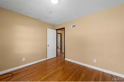 17 Glynn Drive, Florissant, MO 63031 - Photo 22