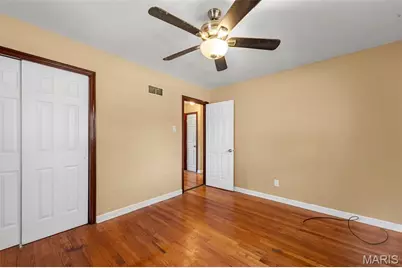 17 Glynn Drive, Florissant, MO 63031 - Photo 20