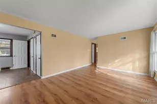 17 Glynn Dr, Florissant, MO 63031 - Photo 14