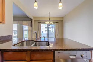 160 New Holland Dr, Chesterfield, MO 63017 - Photo 12