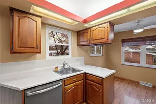 1572 N Woodlawn Ave, Saint Louis, MO 63122 - Photo 16