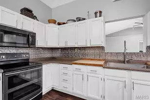 126 Breezy Meadow Ln, Bourbon, MO 65441 - Photo 22