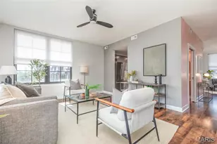 4256 Olive St, Saint Louis, MO 63108 - Photo 12