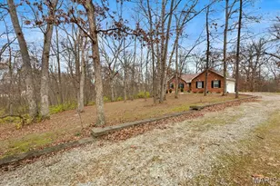 435 Winchester Way, Winfield, MO 63389 - Photo 2