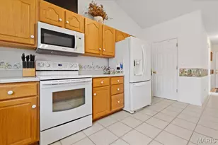 435 Winchester Way, Winfield, MO 63389 - Photo 10