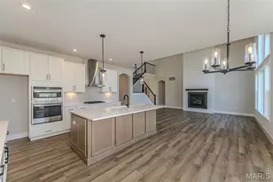 821 Memsie Dr, O'Fallon, MO 63368 - Photo 8