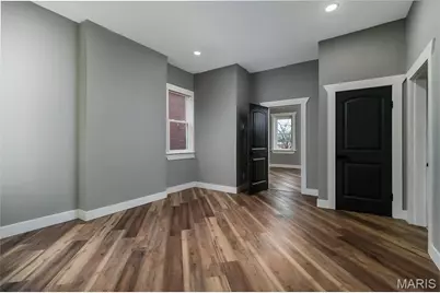3726 Iowa Avenue, Saint Louis, MO 63118 - Photo 8