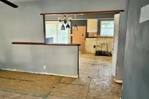 2864 Patti Ln, High Ridge, MO 63049 - Photo 6