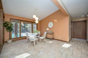 1673 Frontenac Woods Ln, Frontenac, MO 63131 - Photo 12