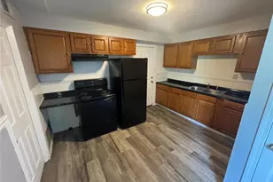 6837 St Olaf Dr, Saint Louis, MO 63134 - Photo 2