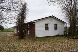 1900 Highland St, Lebanon, MO 65536 - Photo 2