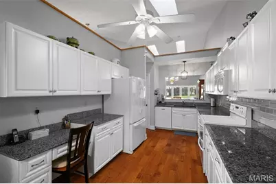 149 Shaelah Court, Weldon Spring, MO 63304 - Photo 8