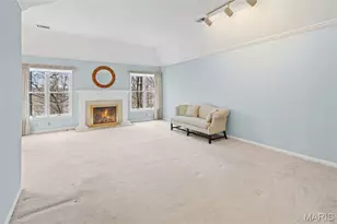 200 Ambridge Ct, Chesterfield, MO 63017 - Photo 8