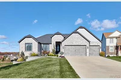487 Cambridge Manor Drive, Wentzville, MO 63385 - Photo 2