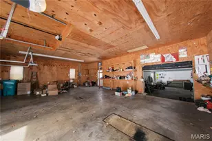 111 W Madison Ave, Robertsville, MO 65066 - Photo 32