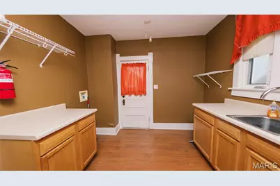 111 W Madison Avenue, Robertsville, MO 65066 - Photo 12