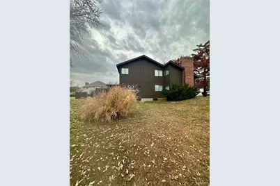 1448 Gettysburg Landing, Saint Charles, MO 63303 - Photo 2