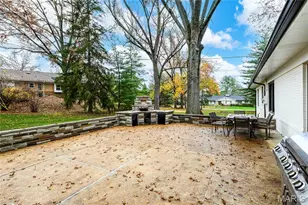 18 Country Aire Dr, Saint Louis, MO 63131 - Photo 68