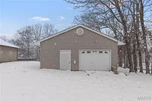 213 Lincoln Ln, Winfield, MO 63389 - Photo 10